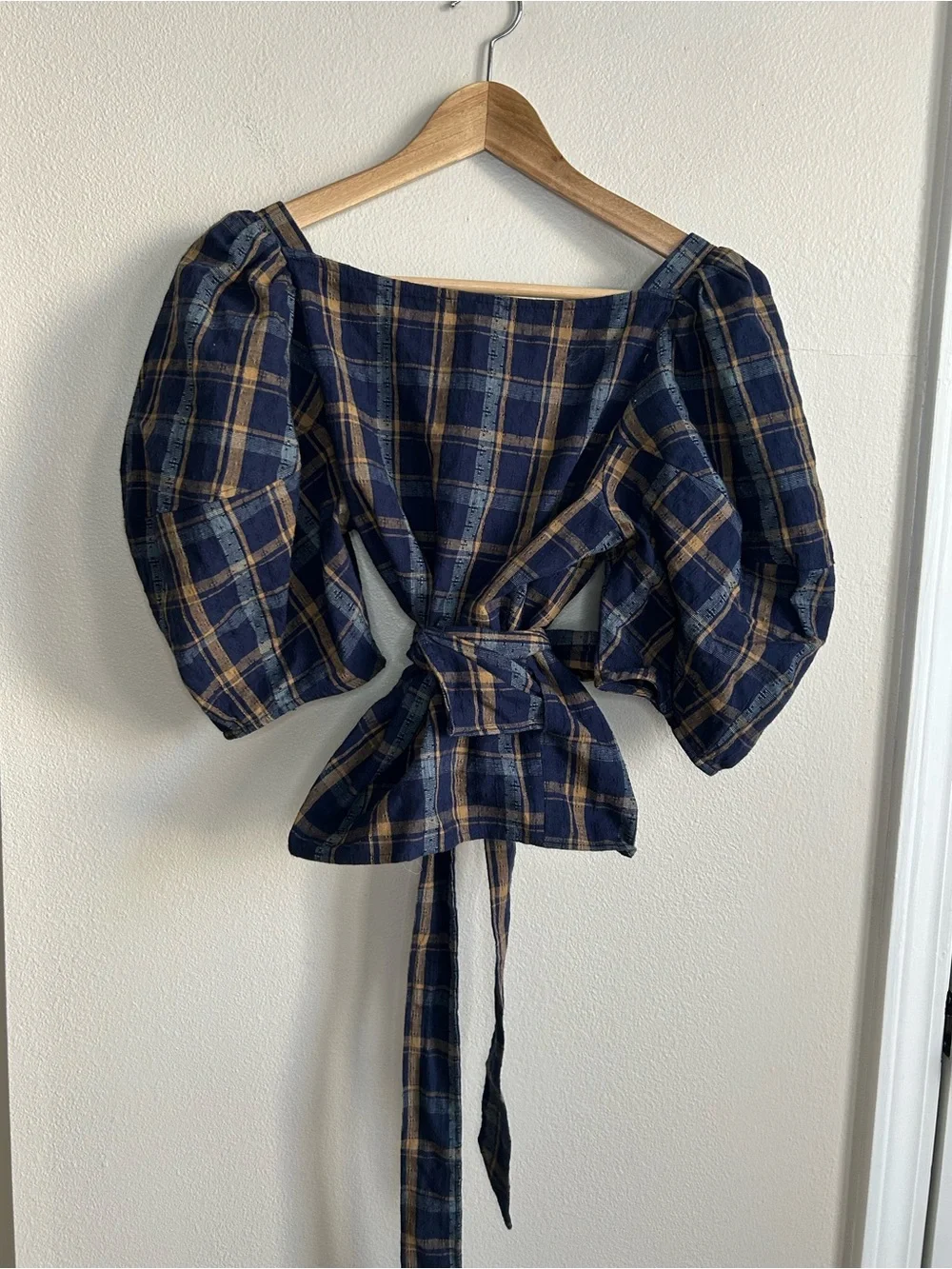 Madewell Sweetheart Wrap Ash Top Plaid Puff-Sleeve Wrap Top Navy & Brown Size S